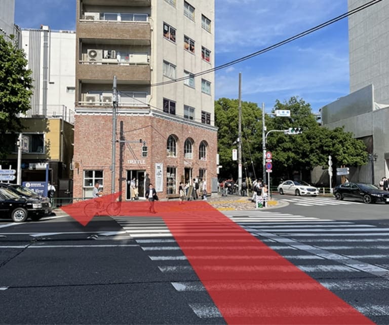 日比谷線、広尾駅2番出口を出ると正面にTruffleBAKERY（パン屋さん）が見えます。横断歩道を渡ってから左折します。
