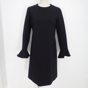 ヨーコチャン YCD-318-401 バックパール フレアスリーブドレス 最新の買取相場ご紹介