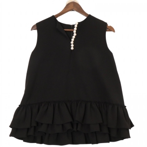 ヨーコチャン ブラック パール スリットライン ノースリーブブラウス 最新の買取相場ご紹介