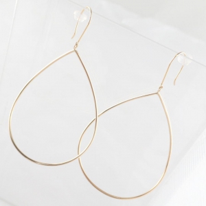 アーカー レメディー フープピアス 最新の買取相場ご紹介