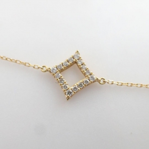 アーカー ダイヤモンドシェイプブレスレット 最新の買取相場ご紹介