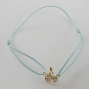 アーカー チェリーパヴェ コードブレスレット 最新の買取相場ご紹介