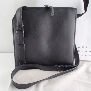 テミス 24/24 ショルダーバッグ 最新の買取相場ご紹介