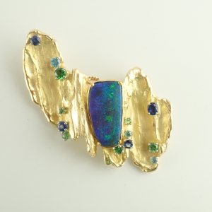 K18×PT900 オパール サファイア グリーンガーネット他 ブローチ 最新の買取相場ご紹介