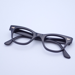 タートオプティカル COUNTDOWN メガネ 最新の買取相場ご紹介