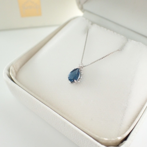 テイクアップ K10WG ロンドンブルートパーズ ダイヤモンド0.01ct ネックレス 最新の買取相場ご紹介