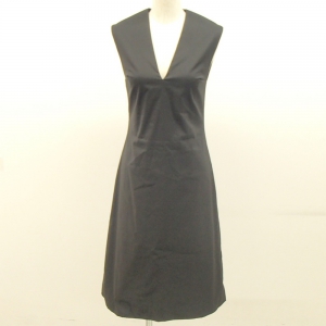 ポールアンドジョーシスター ブラック ワンピース 最新の買取相場ご紹介