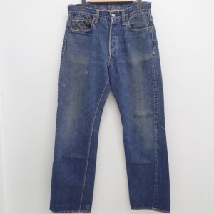 リーバイス 501XX ボタン裏刻印なし BIG E 均等V 片面赤タブ 革パッチ 隠しリベット ベルトループセンター縫い デニム 最新の買取相場ご紹介