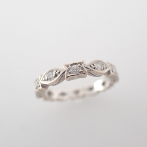 K18WG DIA TINY ANTIQUE RENAISSANCE BAND 3.8g 最新の買取相場ご紹介