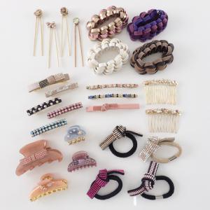 アッカ ビジューヘアゴム4点他 バレッタ・クリップ・コーム他 ヘアアクセサリー 計26点 最新の買取相場ご紹介