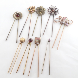 アッカ ビジューヘアスティック 計9点 最新の買取相場ご紹介