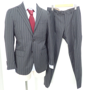デペトリロ ウール100 段返り3B ストライプ シングル スーツ 最新の買取相場ご紹介