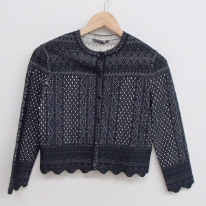 アレキサンダーマックイーン ブラック ノーカラー レースニットカーディガン 最新の買取相場ご紹介