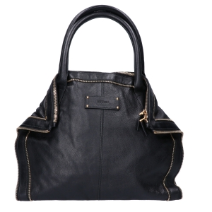 アレキサンダーマックイーン ブラック マンタ レザーハンドバッグ 最新の買取相場ご紹介