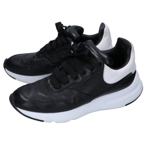 アレキサンダーマックイーン ブラック オーバーソールスニーカー 最新の買取相場ご紹介