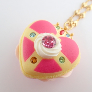 ×セーラームーン コズミックハート マカロン ネックレス 最新の買取相場ご紹介