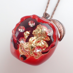 ×ディズニー 白雪姫 毒リンゴ ネックレス 最新の買取相場ご紹介