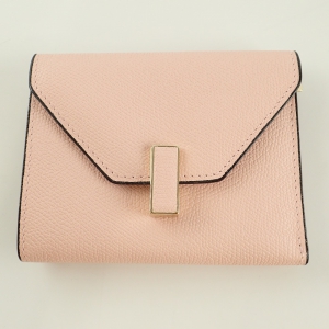 ヴァレクストラ ピンク イジィデ 3つ折り財布 最新の買取相場ご紹介