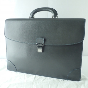 ヴァレクストラ ブラック ブリーフ 最新の買取相場ご紹介