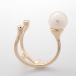 ヒロタカ K10 Drosera 0.08ct ダイヤ パール カフリング 最新の買取相場ご紹介