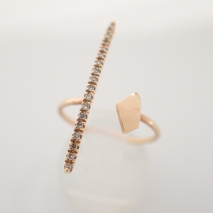 ヒロタカ K10 0.09ctダイヤ バー リング 最新の買取相場ご紹介