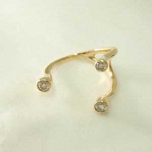 ヒロタカ K10 Drosera 3Pダイヤ カフリング 最新の買取相場ご紹介