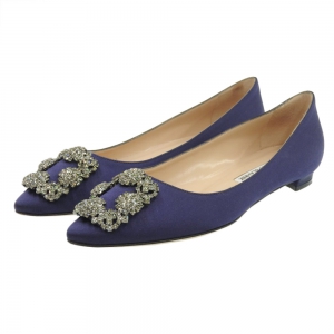 マノロブラニク ハンギシフラット サテン ビジューパンプス 最新の買取相場ご紹介