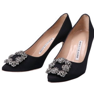 マノロブラニク サテン ハンギシ ポインテッドトゥパンプス 最新の買取相場ご紹介