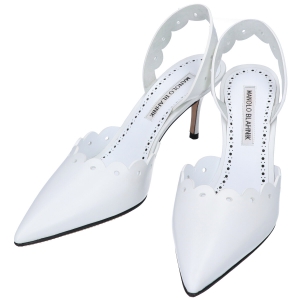 マノロブラニク パンチングレザイン ヒール サンダル 最新の買取相場ご紹介