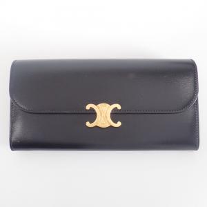 セリーヌ ブラック シャイニーカーフスキン トリオンフ ラージウォレット 最新の買取相場ご紹介