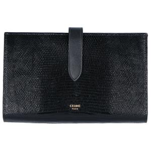 セリーヌ ブラック パイソン ラージストラップウォレット 最新の買取相場ご紹介