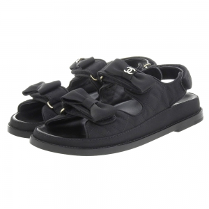 シャネル ココマーク ラインストーン リボンサンダル 最新の買取相場ご紹介