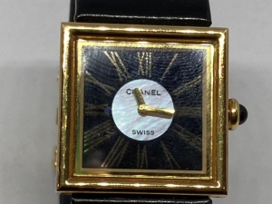 シャネル 750YG マドモアゼル シェル文字盤 腕時計 最新の買取相場ご紹介