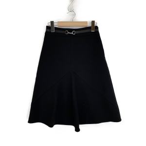 シルバーバックルレザーベルト ウールスカート 最新の買取相場ご紹介