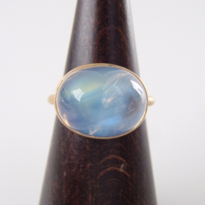 マリハ アースドロップ 7カラーレインボームーンストーン 最新の買取相場ご紹介