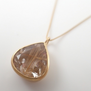 マリハ アースドロップ ゴールドルチル 750 ネックレス 最新の買取相場ご紹介