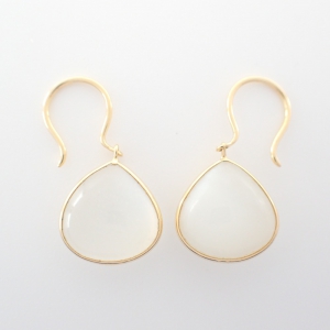 マリハ ブルーカルセドニー Melting Light ピアス 最新の買取相場ご紹介