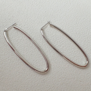 マリハ 925 Innocent Light OVフープピアス 最新の買取相場ご紹介