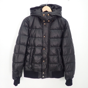 ディーゼルブラックゴールド  黒 ラムレザー フード ダウンジャケット 最新の買取相場ご紹介