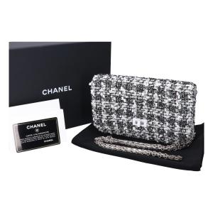 シャネル シャネルツイード チェーンウォレット 最新の買取相場ご紹介