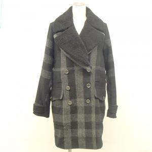 バーバリー グレー系 ウールチェック ダブルブレストコート 最新の買取相場ご紹介