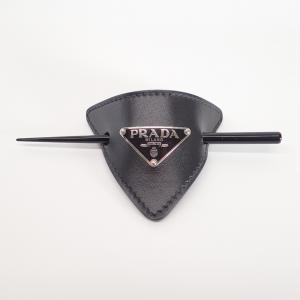 プラダ ブラック トライアングルロゴ かんざし 最新の買取相場ご紹介