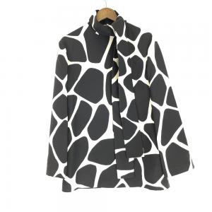 ヴァレンティノ 0000023289 01 ホワイト×ブラック シルク混 ブラウス 最新の買取相場ご紹介