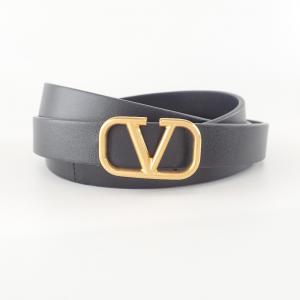 ヴァレンティノ ブラック Vロゴ シグネチャー ベルト 最新の買取相場ご紹介
