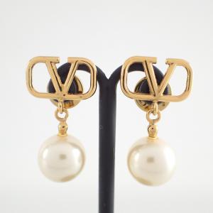 ヴァレンティノ Vロゴ シグネチャー スワロフスキー パールビーズ ピアス 最新の買取相場ご紹介