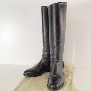 タニノクリスチー ブラック ベルト レザーロングブーツ 最新の買取相場ご紹介