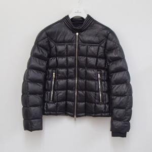 モンクレール　CHARENTE ブラック レザーライダースジャケット 最新の買取相場ご紹介