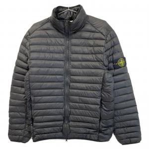 ストーンアイランド 22AW 771541524 ライト スタンドカラーダウンジャケット 最新の買取相場ご紹介