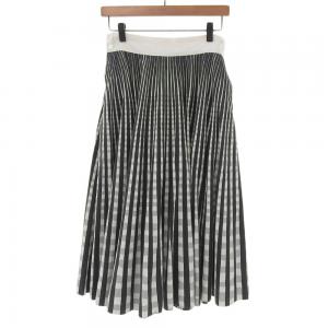 アナトミカ ホワイト チェック柄 サーキュラースカート 最新の買取相場ご紹介