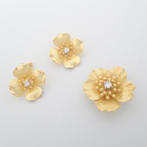 ノブコイシカワ K18×Pt900 フラワーモチーフ ネックレストップ＆イヤリングセット 最新の買取相場ご紹介